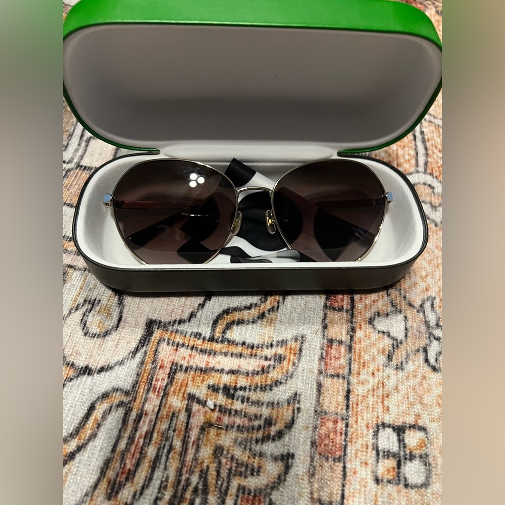 KATE SPADE NEW YORK

Octavia 59MM Oval Sunglasses